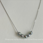 Pinecone 炫彩贝珠项链 s925纯银抽拉式 home小众设计 灰色微笑