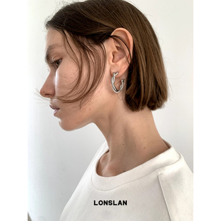 小众设计环绕圆形银色耳环耳饰简约 2024搭配 LONSLAN ACC