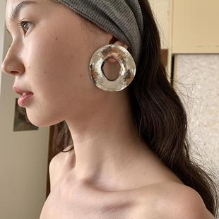 小众设计大气时髦时尚 2024搭配 单品镂空耳环 ACC LONSLAN