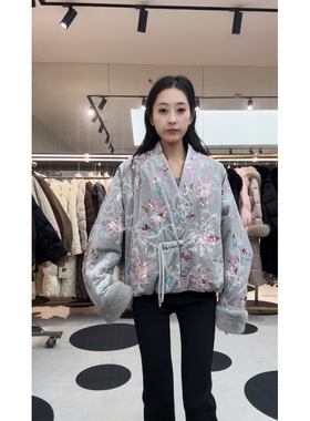 0113芬达    39号 bu退换价格 599  衣长55