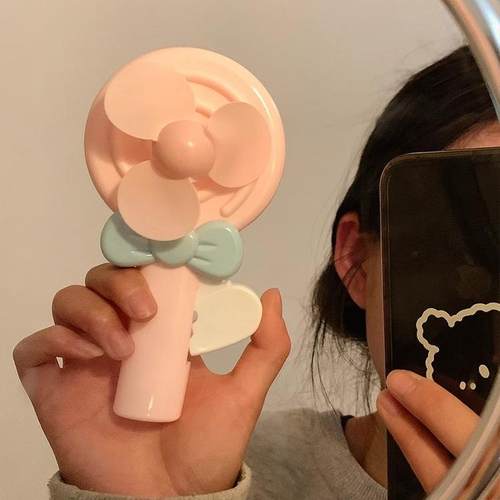 手持手摇风扇卡通手动手压小风扇儿童玩具卡通手按按动便携式可爱