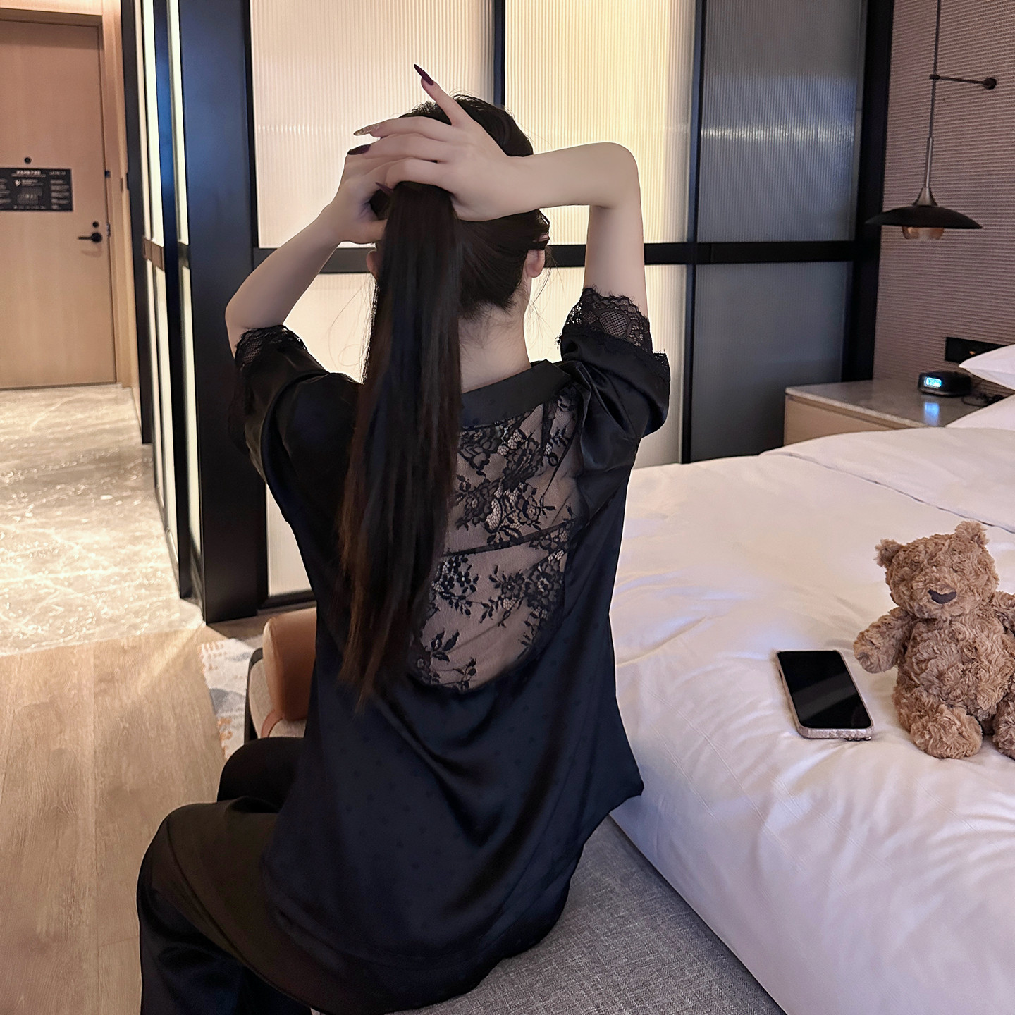 睡衣女款夏季2026新款冰丝短袖长裤性感黑色蕾丝高级感家居服套装