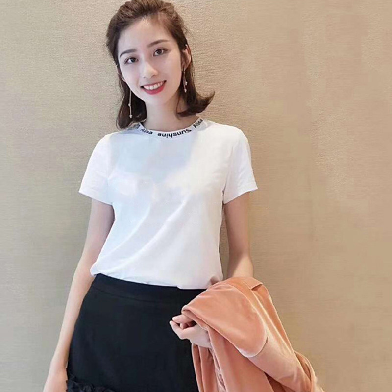 欧阿玛施旗舰店官网正品2020春夏新款圆领百搭显瘦字母短袖T恤女
