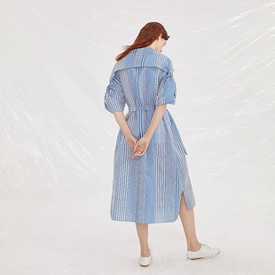 蓝白竖条纹翻领七分袖 2022夏季 宽松连衣裙 半圆原创设计师女装 新款