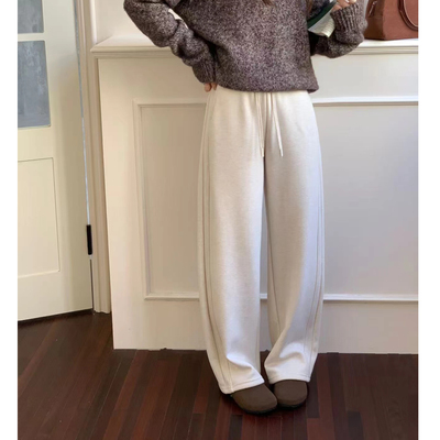 斜纹羊毛奥粒绒小弯刀裤