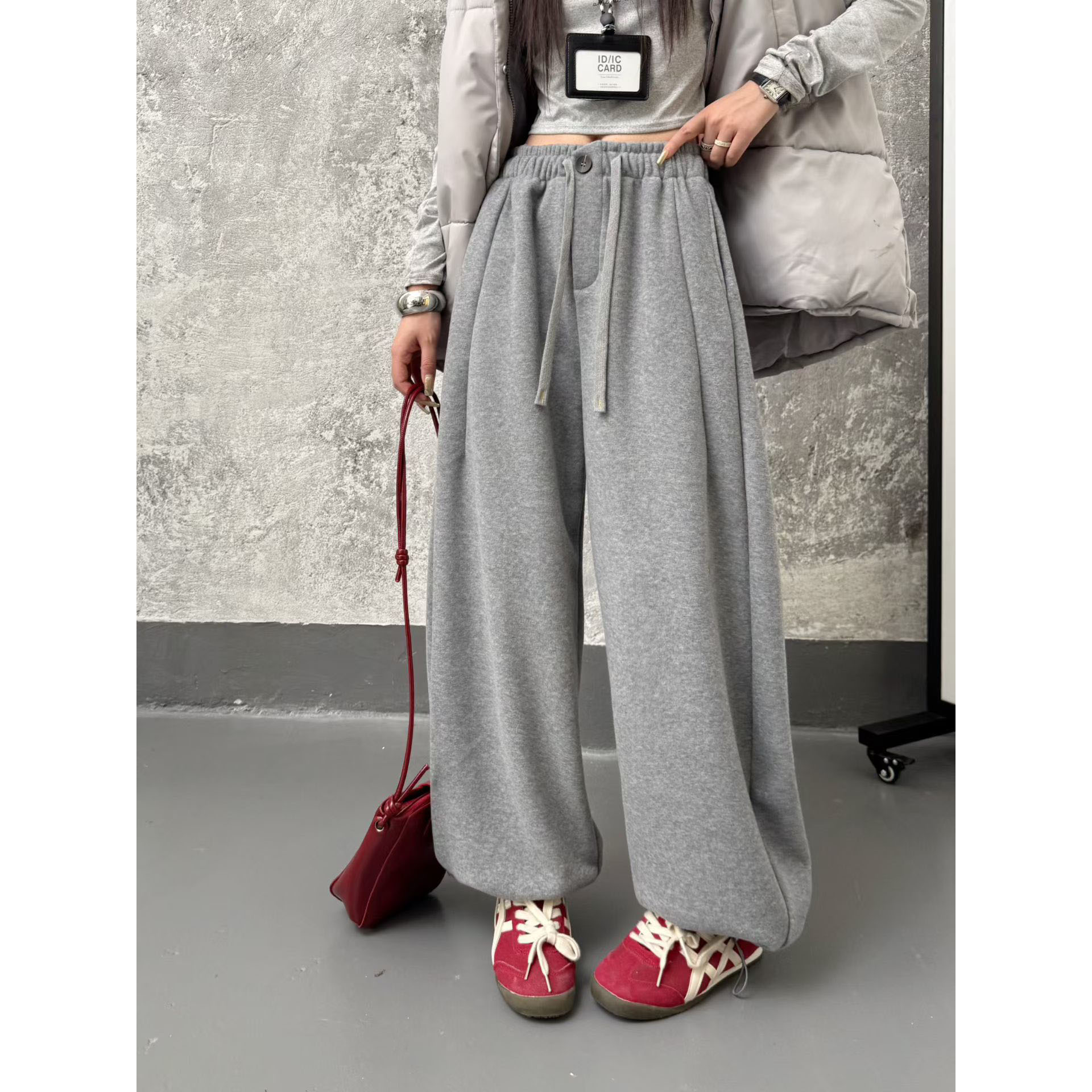 抽绳松紧腰时尚密密绒羊绒弯刀裤