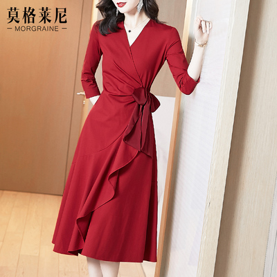 红色时尚收腰奢华气质修身连衣裙