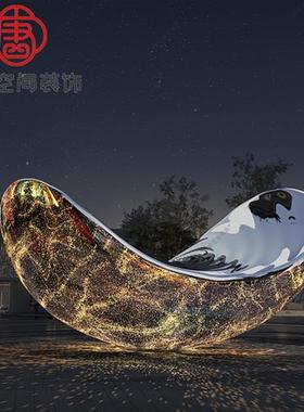 不锈钢船雕塑定制镜面水波纹小船大型金属林园枫叶艺术水景摆件