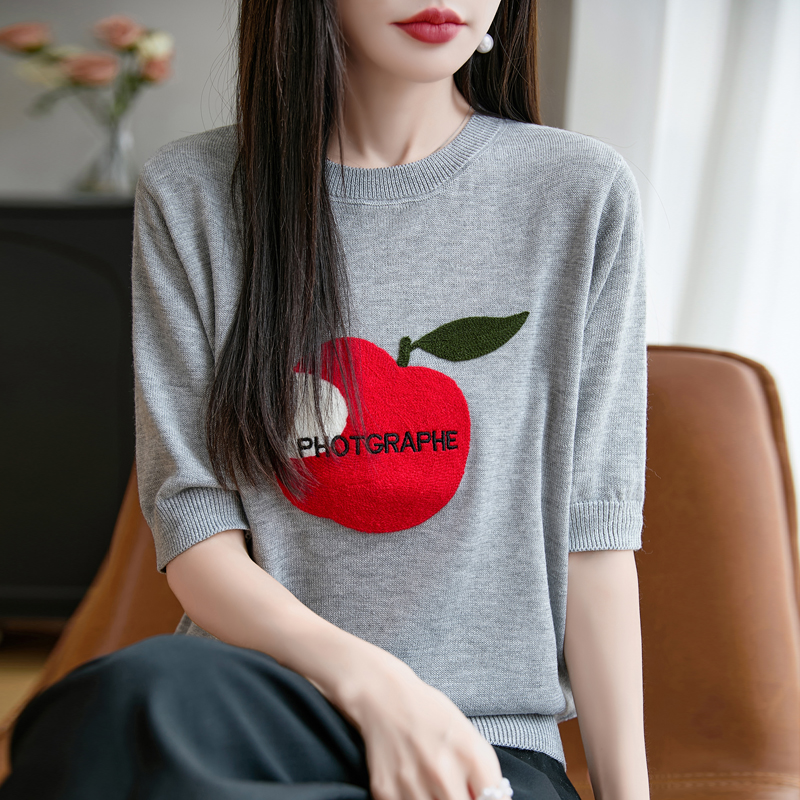 夏季新款精纺羊毛针织衫短袖女T恤圆领苹果刺绣薄款半袖打底上衣