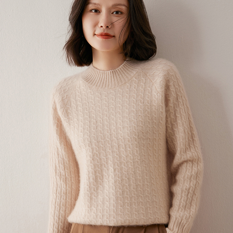 半高领软糯加厚羊绒衫女秋冬新款扭花麻花保暖宽松羊毛打底针织衫