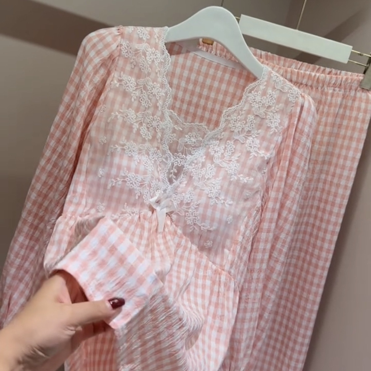 早秋网红蕾丝格子胸垫家居服套装