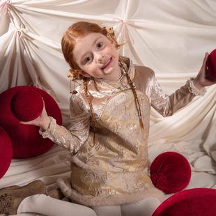 新中式童装2025冬装新款女童中国风重工夹棉马甲半身裙拜年服套装