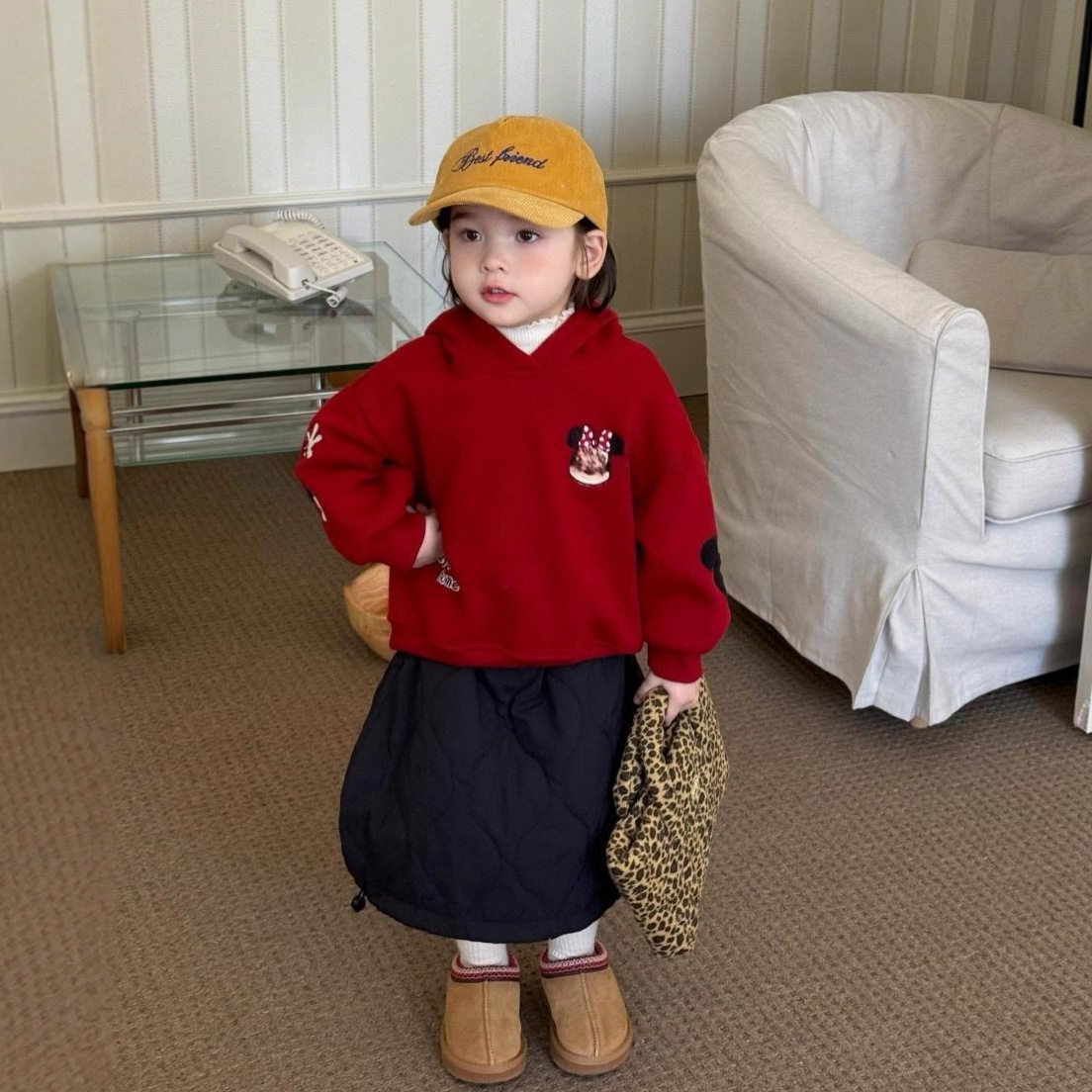 女童卫衣25秋冬季新款加绒加厚米妮可爱卡通连帽衫女宝宝百搭上衣