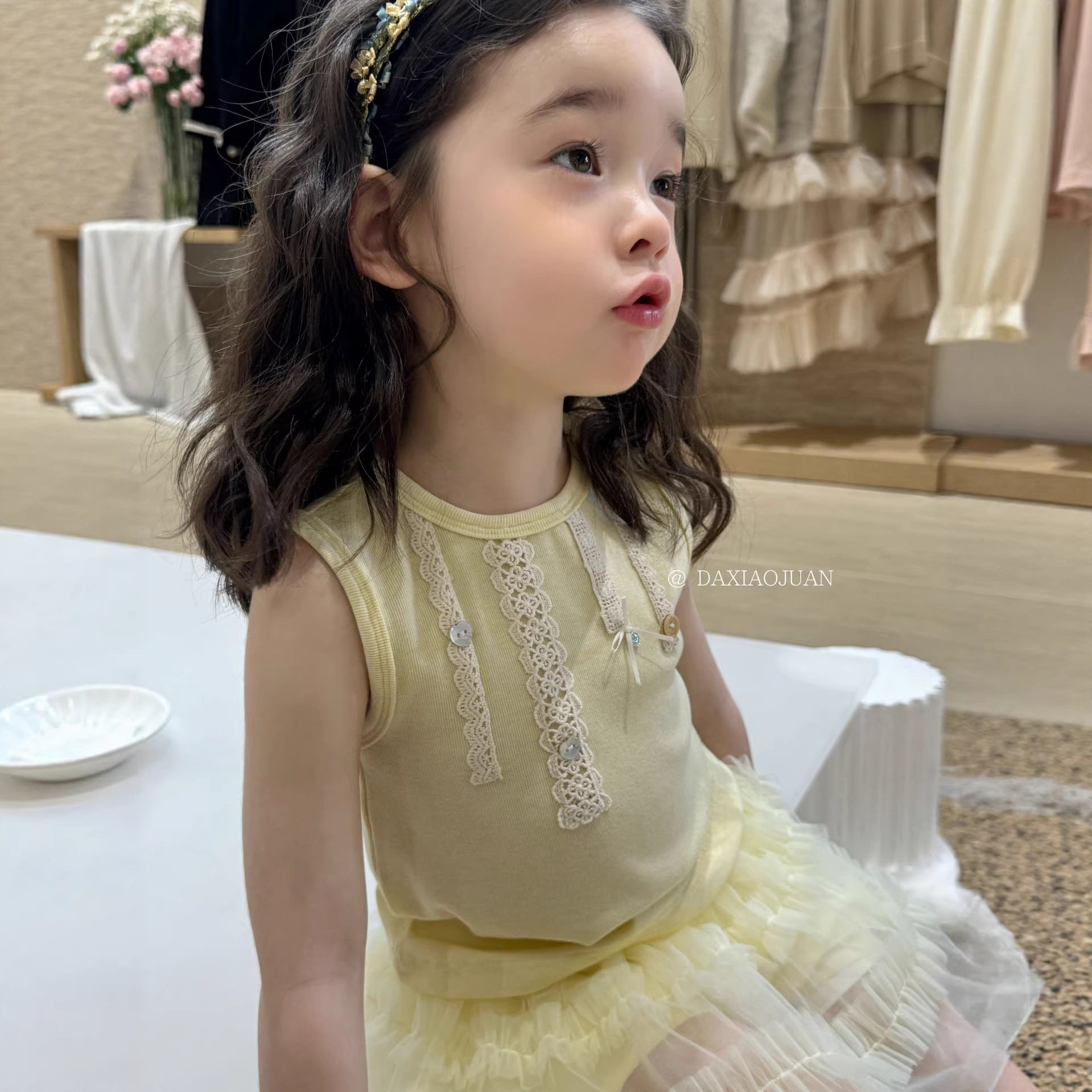 大小卷 2026夏季新款女童蝴蝶结背心韩版儿童无袖上衣T恤