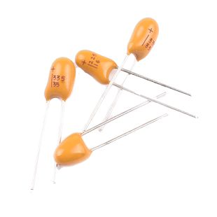 直插钽电容104/154/224/334/474/105/155/225/335/475/106 16/35V