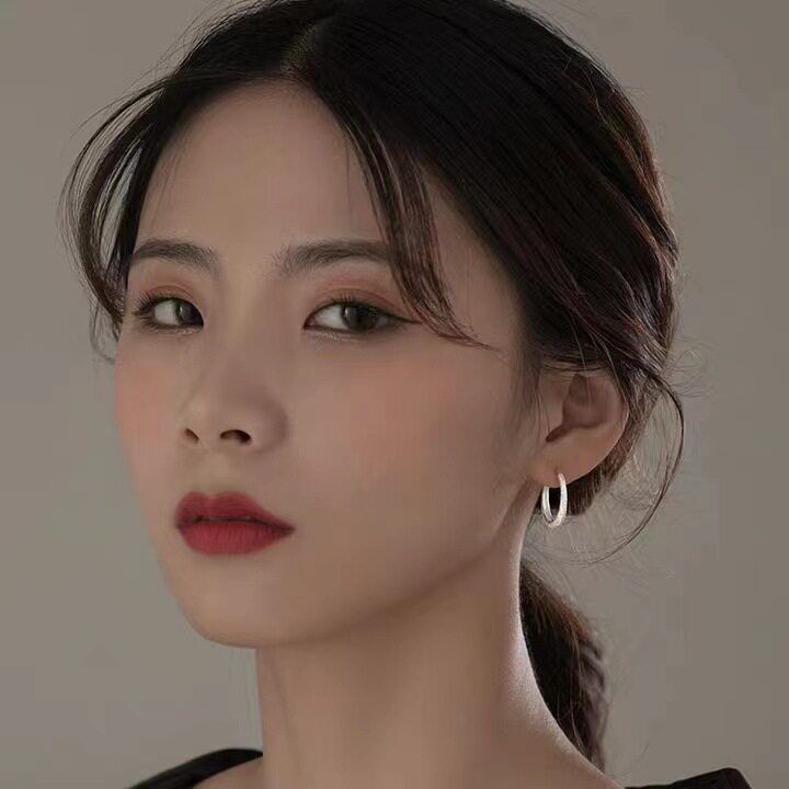 S925纯银璀璨耳环简约耳圈闪砂耳钉夏耳饰女新款潮扣式个性耳饰品