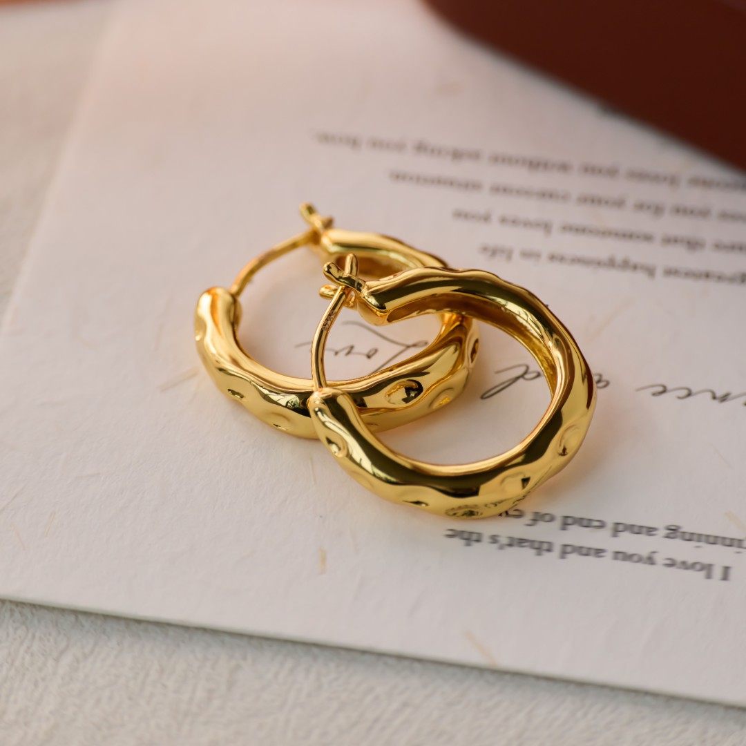 S925银针镀K金款不规则耳圈时尚经典耳环气质耳扣,饰品/流行首饰/时尚饰品新,银饰耳饰,淘宝优惠券,粉丝福利购,淘宝优惠卷