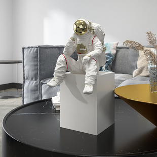 创意北欧宇航员摆件客厅电视柜玄关家居装 饰品太空人办公桌工艺品