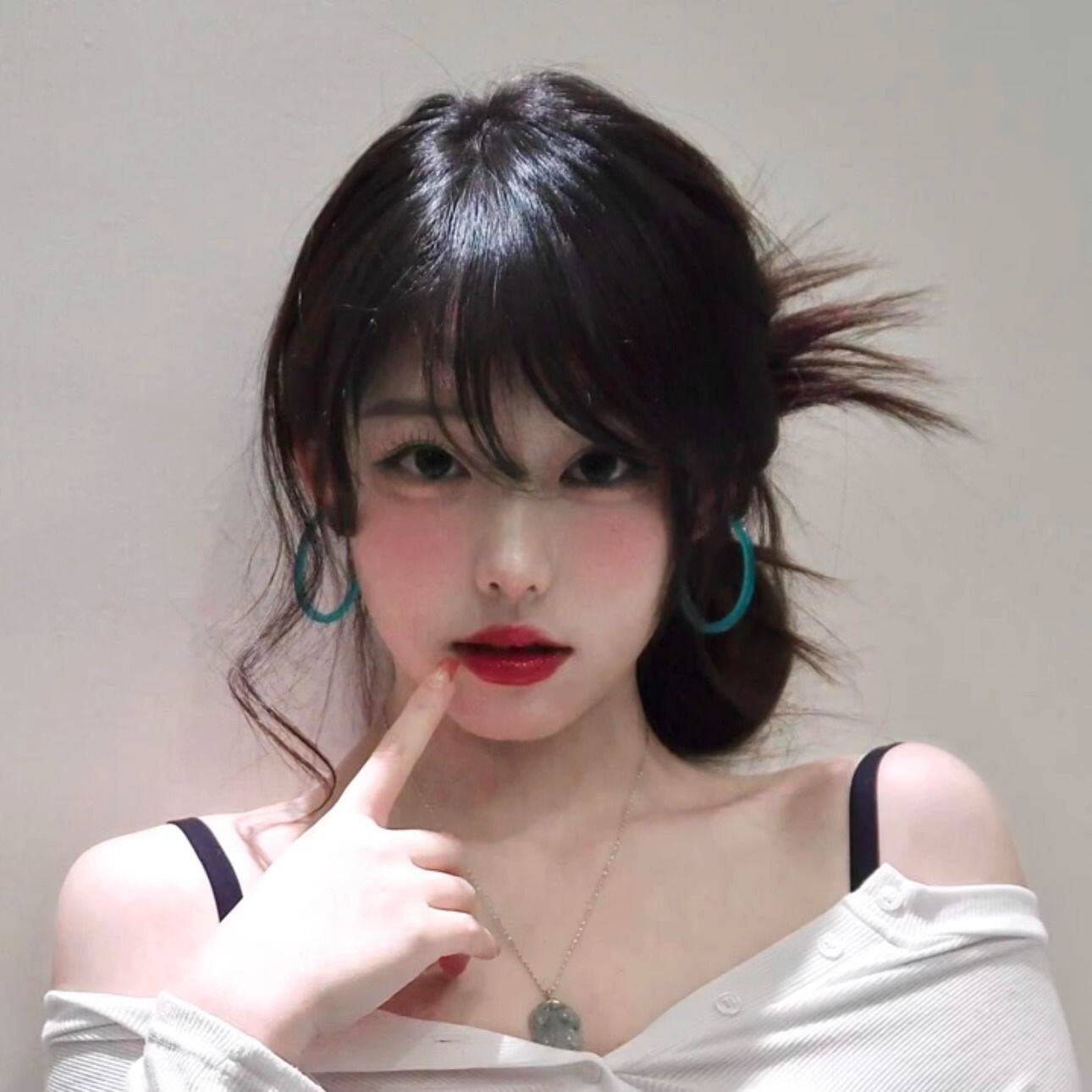 显白湖蓝C形大圈亚克力耳环女几何圆圈耳钉耳圈时尚耳饰
