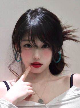 湖蓝C形大圈亚克力时尚耳饰