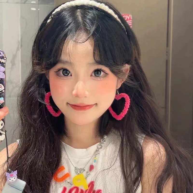 秋冬显白芭比粉耳环夸张显脸瘦大爱心毛绒玫红色蹦迪耳饰,饰品/流行首饰/时尚饰品新,耳环,淘宝优惠券,粉丝福利购,淘宝优惠卷