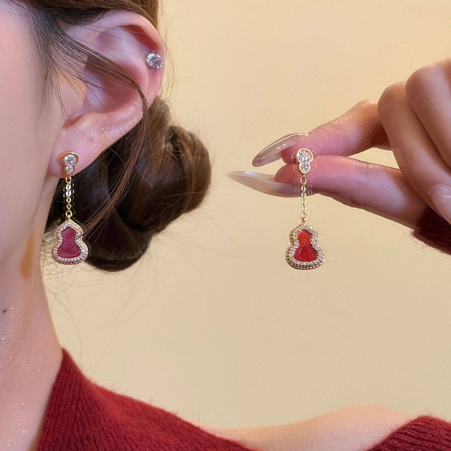 金枝福禄 红色葫芦流苏耳钉中式精致小巧耳环轻奢高级感新年耳饰,饰品/流行首饰/时尚饰品新,耳环,淘宝优惠券,粉丝福利购,淘宝优惠卷