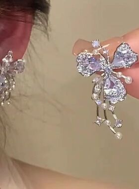 超仙ins风花朵轻奢耳环女2024精致小众设计高级百搭耳钉气质耳饰