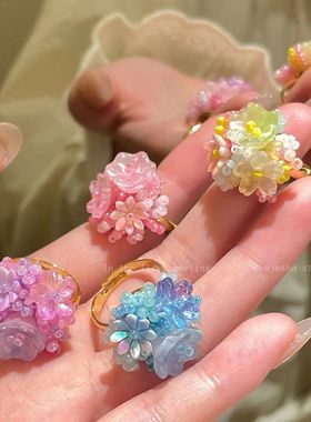 多巴胺绣球花朵戒指女款早春度假风少女心食指戒炫彩新款串珠指环