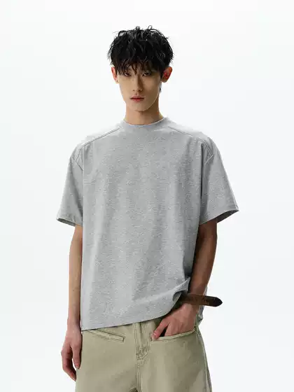 A Puee American Retro Cleanfit Deconstructed Cut Short-Sleeve T-Shirt with a High-End Feel, Versatile Boxy Fit Top
