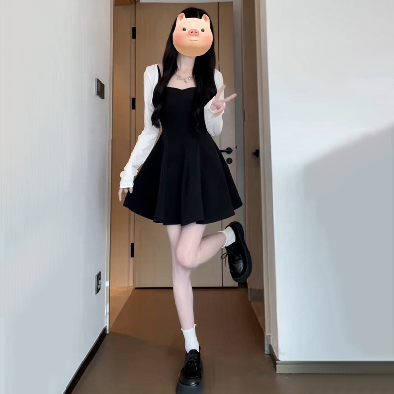韩系早初春穿搭2024新款法式黑色吊带连衣裙子女夏装显瘦短裙套装
