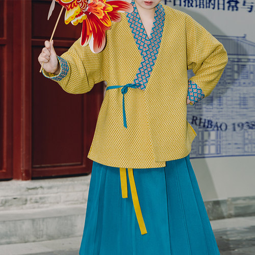 裳宫语香蒲新中式原创国风汉元素羊毛呢改良短袄改良半裙日常秋冬