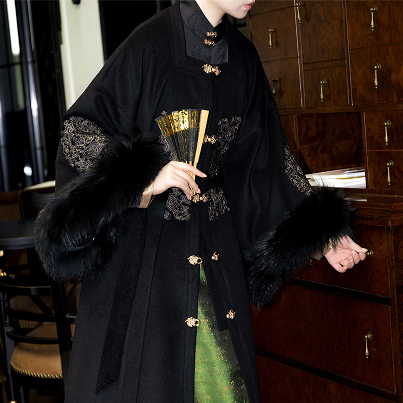 裳宫语【香缕金】新中式汉元素加厚贵气羊毛方领长袄马面裙2025冬