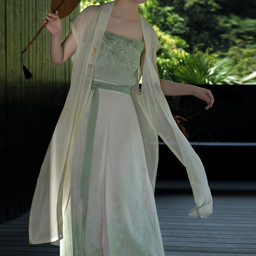 裳宫语【伴夏】宋制汉服吊带100%真丝长背心四破三裥裙*售完不补