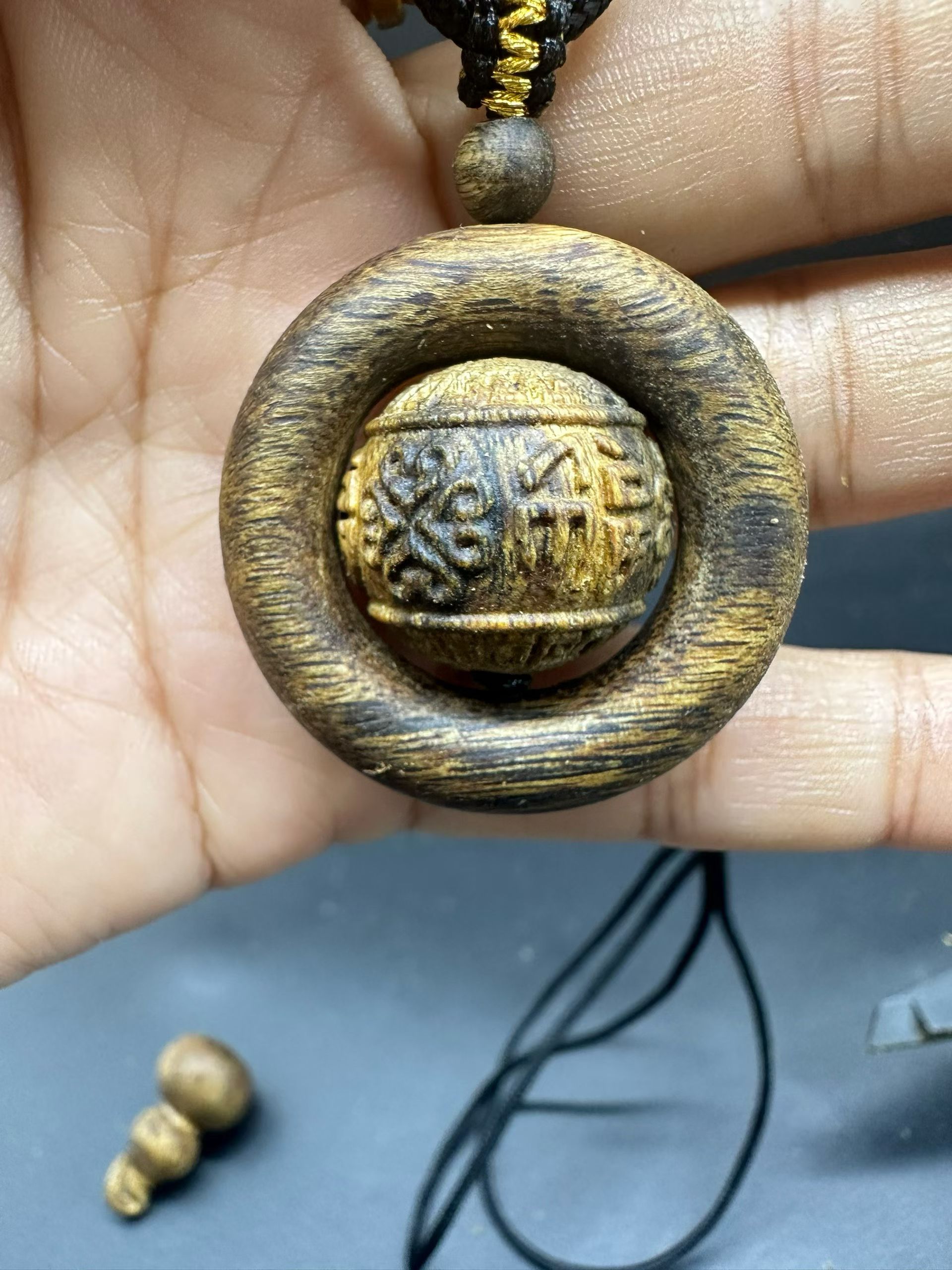 种植棋楠沉香时来运转吊坠