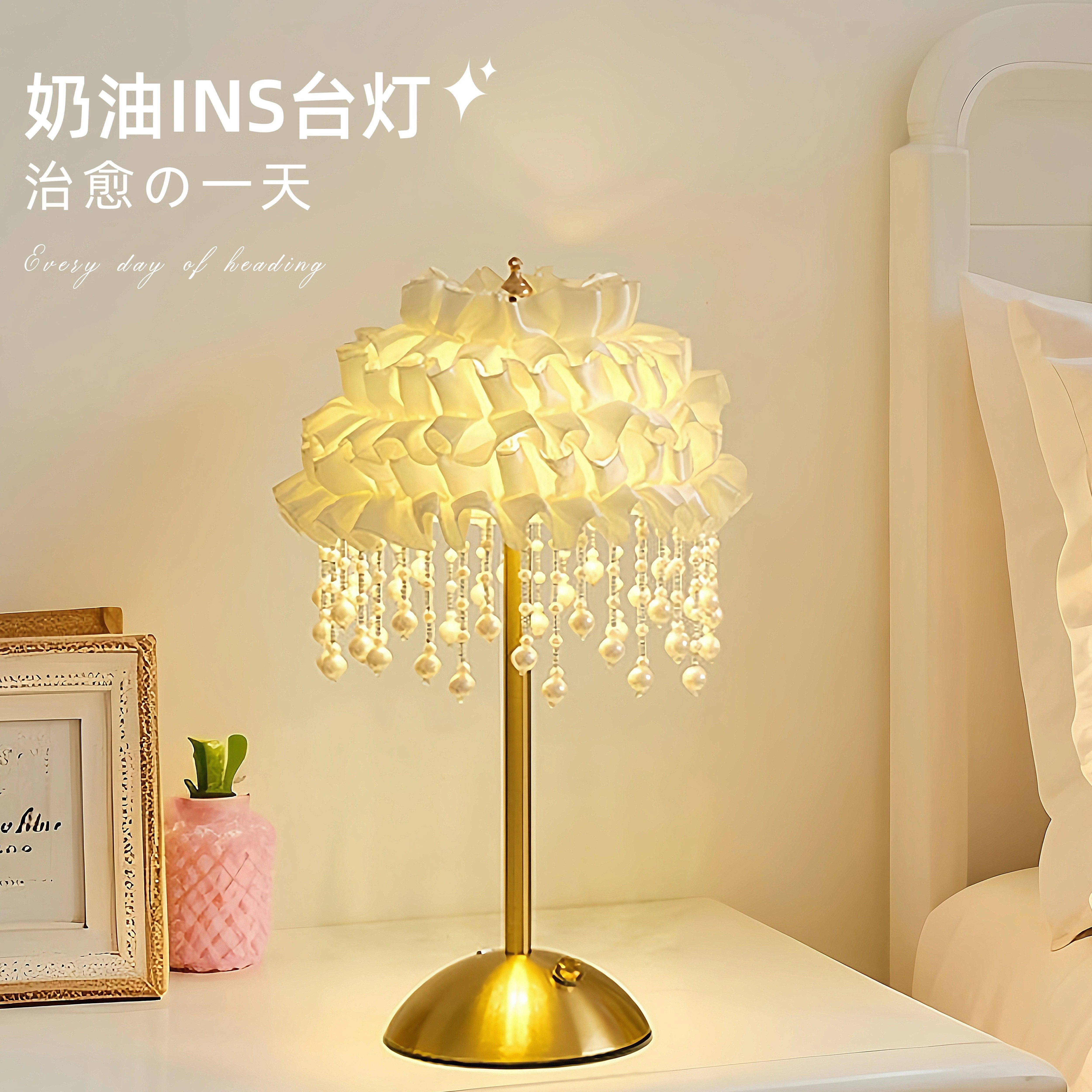 轻奢台灯主卧室床头柜灯网红新款高级感创意浪漫温馨氛围感小夜灯