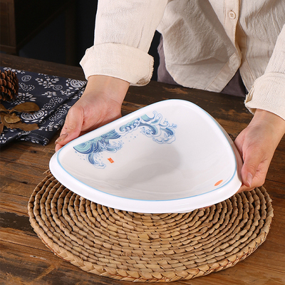 农家小炒黄牛肉盘子菜盘陶瓷三角形盘中式湘菜馆特色餐具商用酒店