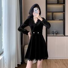 RIERA黑色长袖金丝绒连衣裙女秋冬小个子高级感蕾丝拼接内搭打底