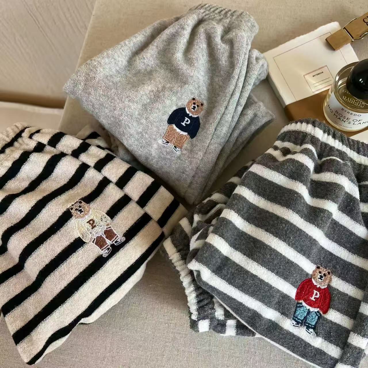 春秋新款儿童休闲韩范宝宝卫裤条纹小熊刺绣宽松束脚裤百搭长裤潮