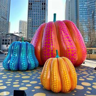 草间弥生波点南瓜大摆件户外玻璃钢雕塑园林景观大型小品落地装饰