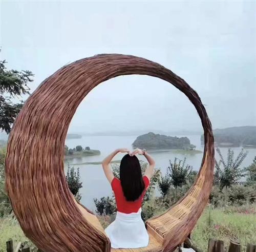 爱心悬挂秋千吊椅巴厘岛打卡拍照鸟巢藤编农庄景区网红游乐设施