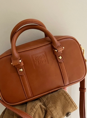 南风chio旗舰金秋邮差保龄球包包女2025新款手提包通勤单肩斜挎包