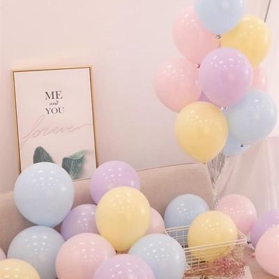 Balloon balloons decorate the scene set the birthday party