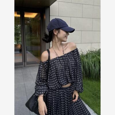 一字肩腰果印花长袖雪纺