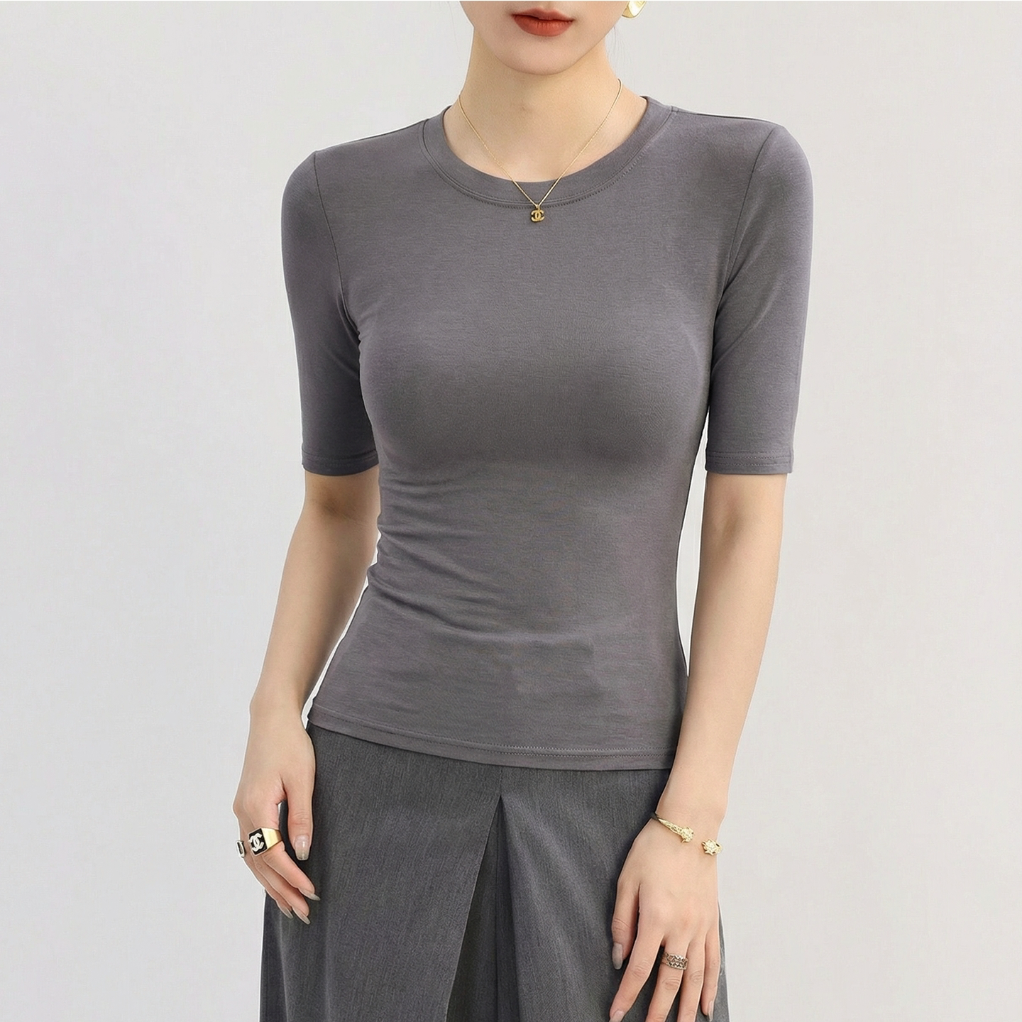 灰色半袖t恤垫肩紧身正肩显瘦打底衫女内搭可外穿洋气上衣高级感