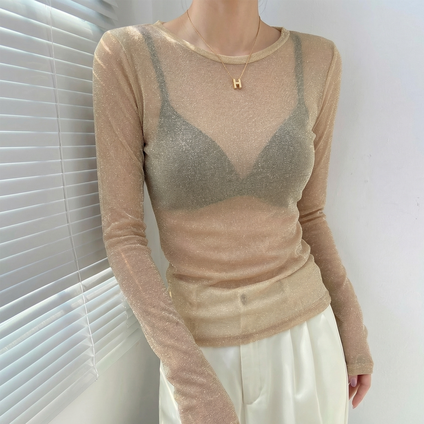 杏色圆领蕾丝上衣女轻奢高级感防晒罩衫薄纱透明网纱轻薄长袖t恤