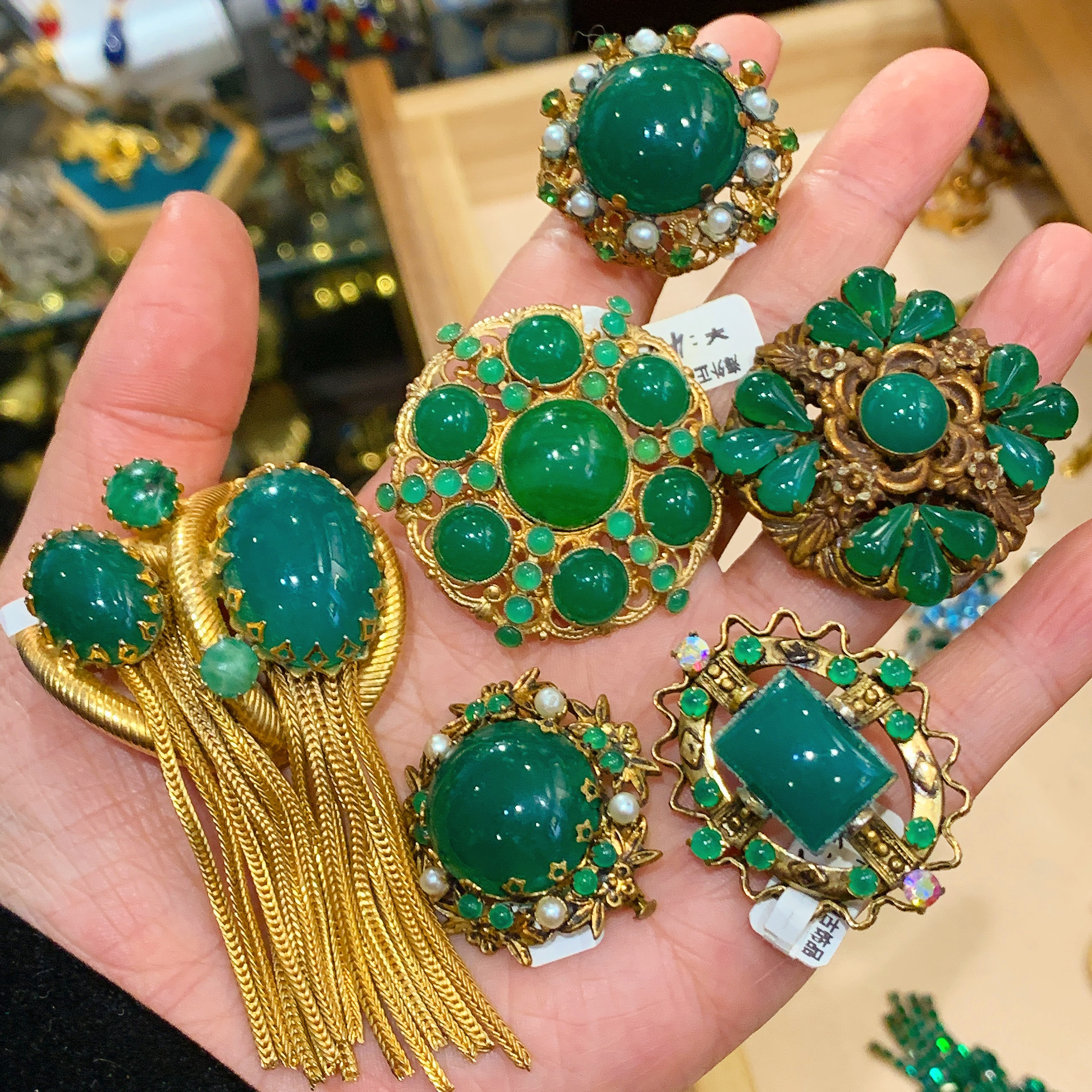 Vintage中古绿色琉璃耳夹胸针套装