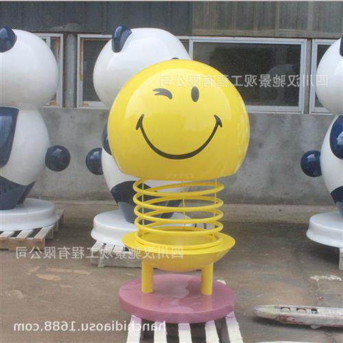 玻璃钢弹簧公仔小品摆件室外小品园林景观树脂工艺品笑脸娃娃