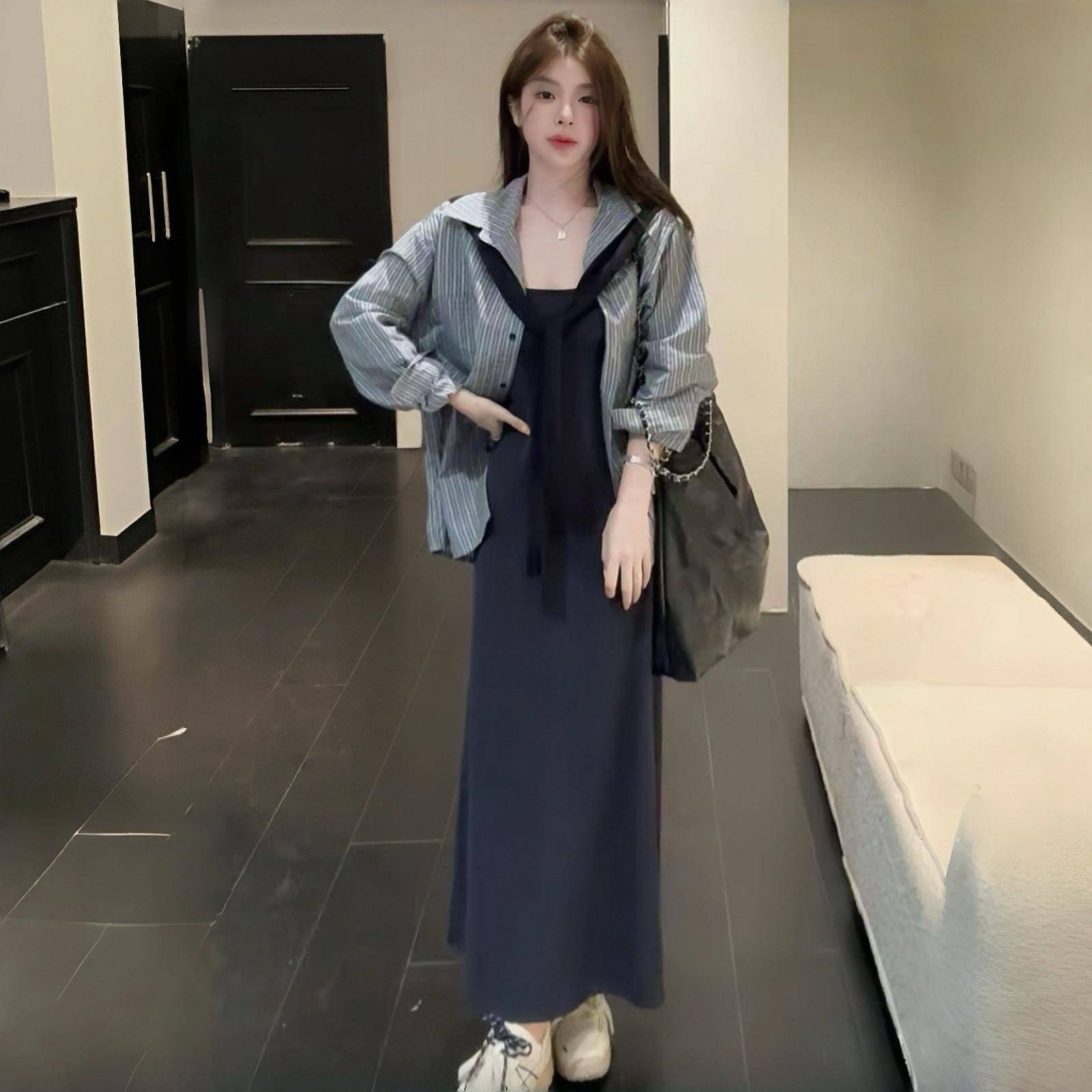026早秋韩系2小设计感减龄搭配女长条纹衬衫披肩吊带袖裙两件DLZ