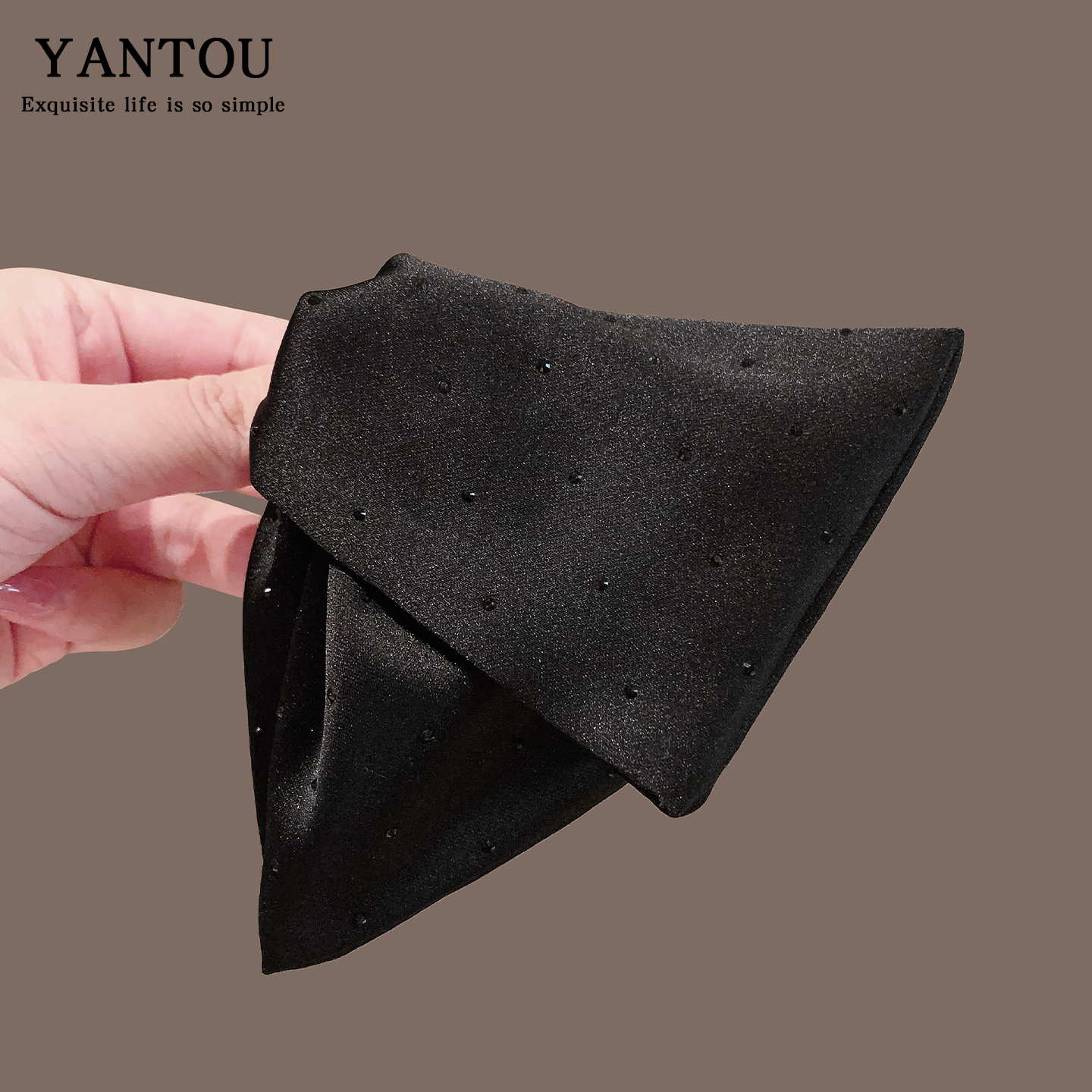 轻奢黑色布艺贝壳三角抓夹女后脑勺高级感高发夹头饰韩版鲨鱼夹子