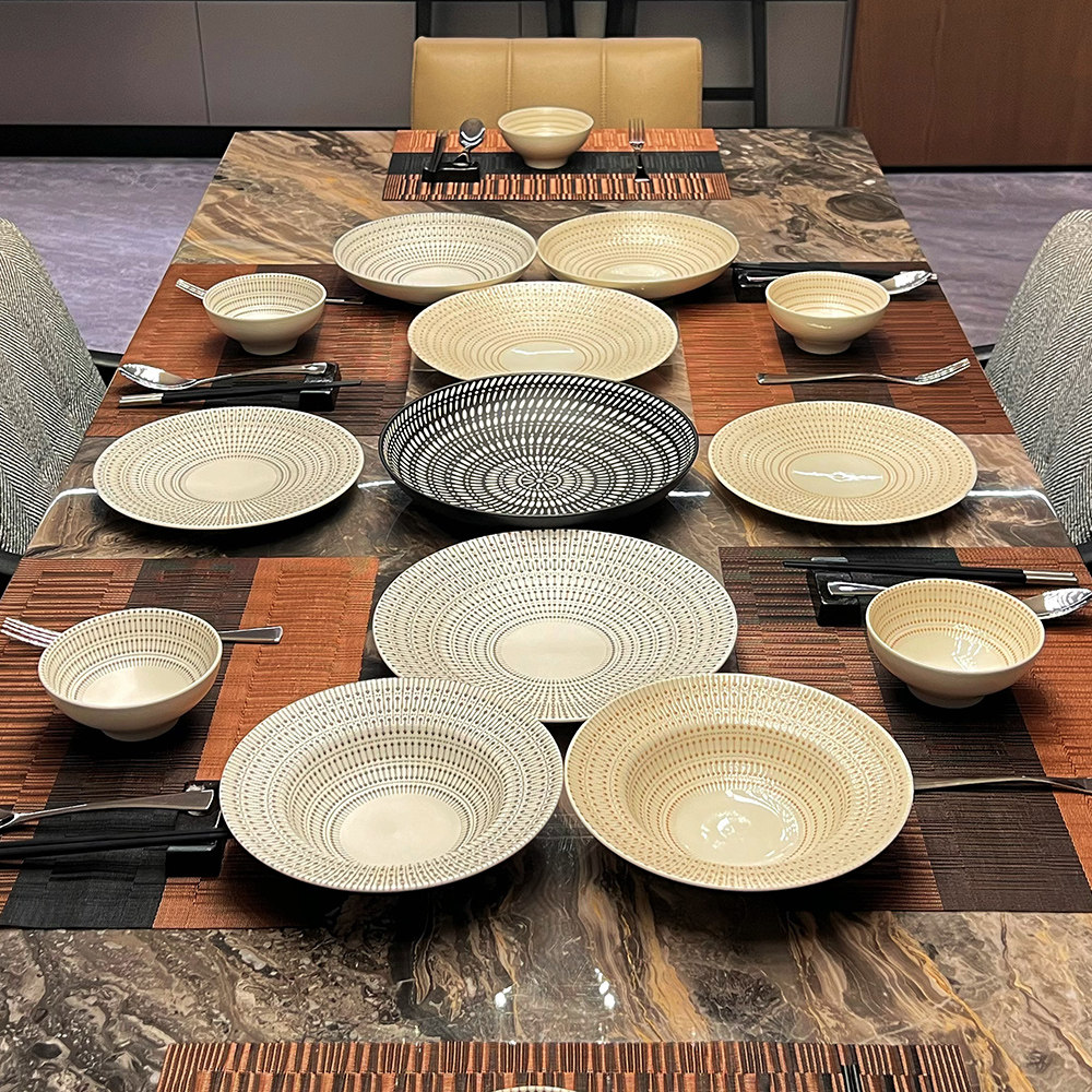 意式简约釉下彩陶瓷餐具套装